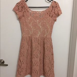 Rose pink lace American Eagle dress, size 4, NWT